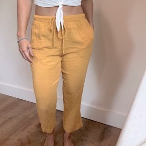 Dylan 100% cotton gold yellow ankle pants - Size XS